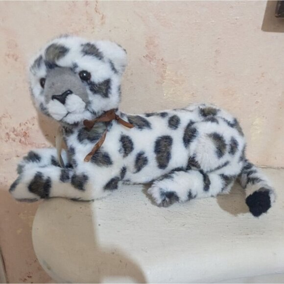 Vintage Dakin Snow Leopard Plush Toy 1989 Realistic Stuffed Animal 12" - Picture 3 of 10